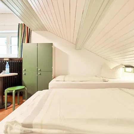 Hostel Jugendherberge Detmold *